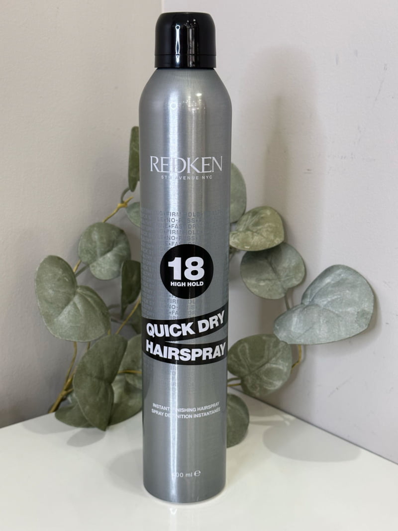 Le Spray de finition Quick Dry nourrit les cheveux, et fixe efficacement les cheveux.