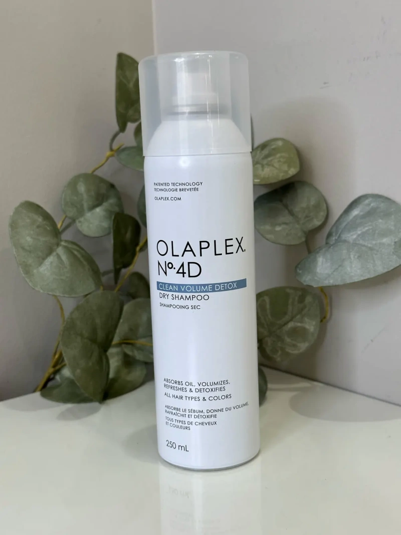 Olaplex n°4d est shampoing sec absorbeur de sébum