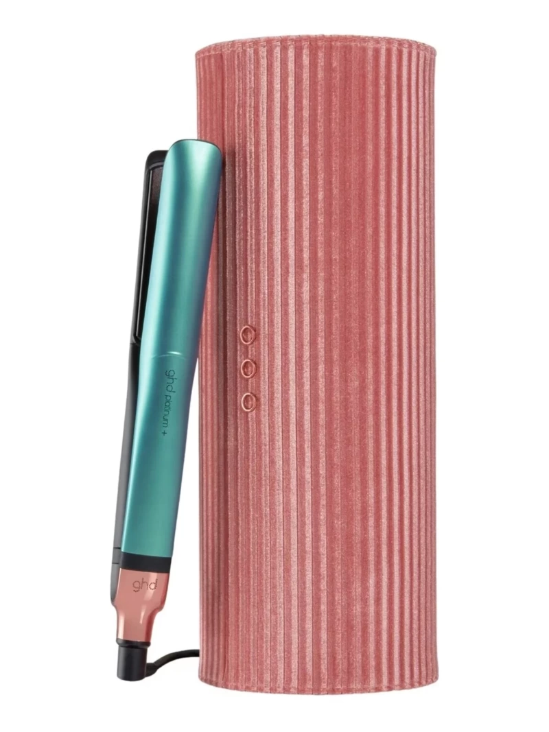 Le coffret d'exception GHD Styler Platinum+ Vert Jade convient a tout type de cheveux.